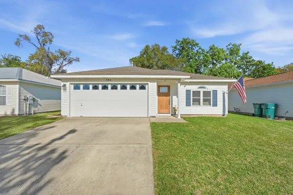 $315,000 | 986 John Wayne Circle, Fort Walton Beach, FL 32547