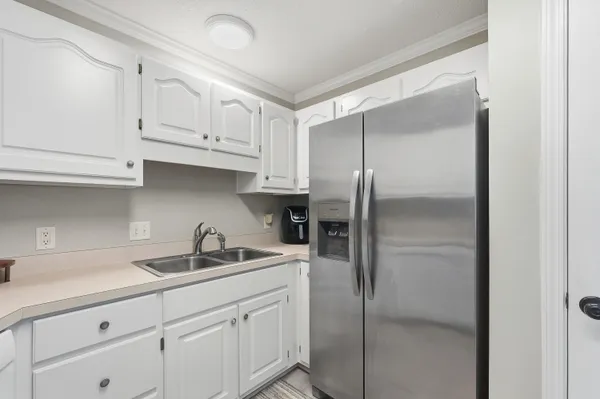 $315,000 | 986 John Wayne Circle, Fort Walton Beach, FL 32547