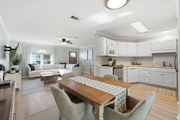 $315,000 | 986 John Wayne Circle, Fort Walton Beach, FL 32547