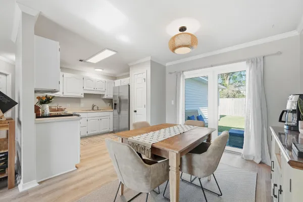 $315,000 | 986 John Wayne Circle, Fort Walton Beach, FL 32547