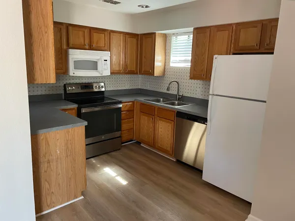 $1,750 | 2315 Timber Oak Lane, Tallahassee, FL 32304