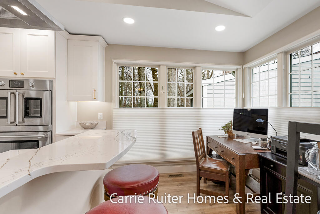 16919 Landing Lane Spring Lake, MI 49456 - Photo 12 of 66 16919LandingLn-19LoRes