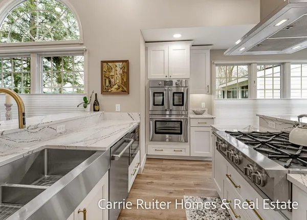 $788,000 | 16919 Landing Lane, Spring Lake, MI 49456