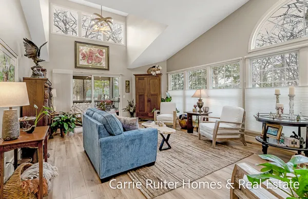 $788,000 | 16919 Landing Lane, Spring Lake, MI 49456