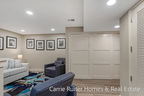 $788,000 | 16919 Landing Lane, Spring Lake, MI 49456