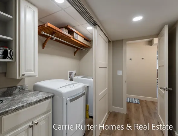 $788,000 | 16919 Landing Lane, Spring Lake, MI 49456