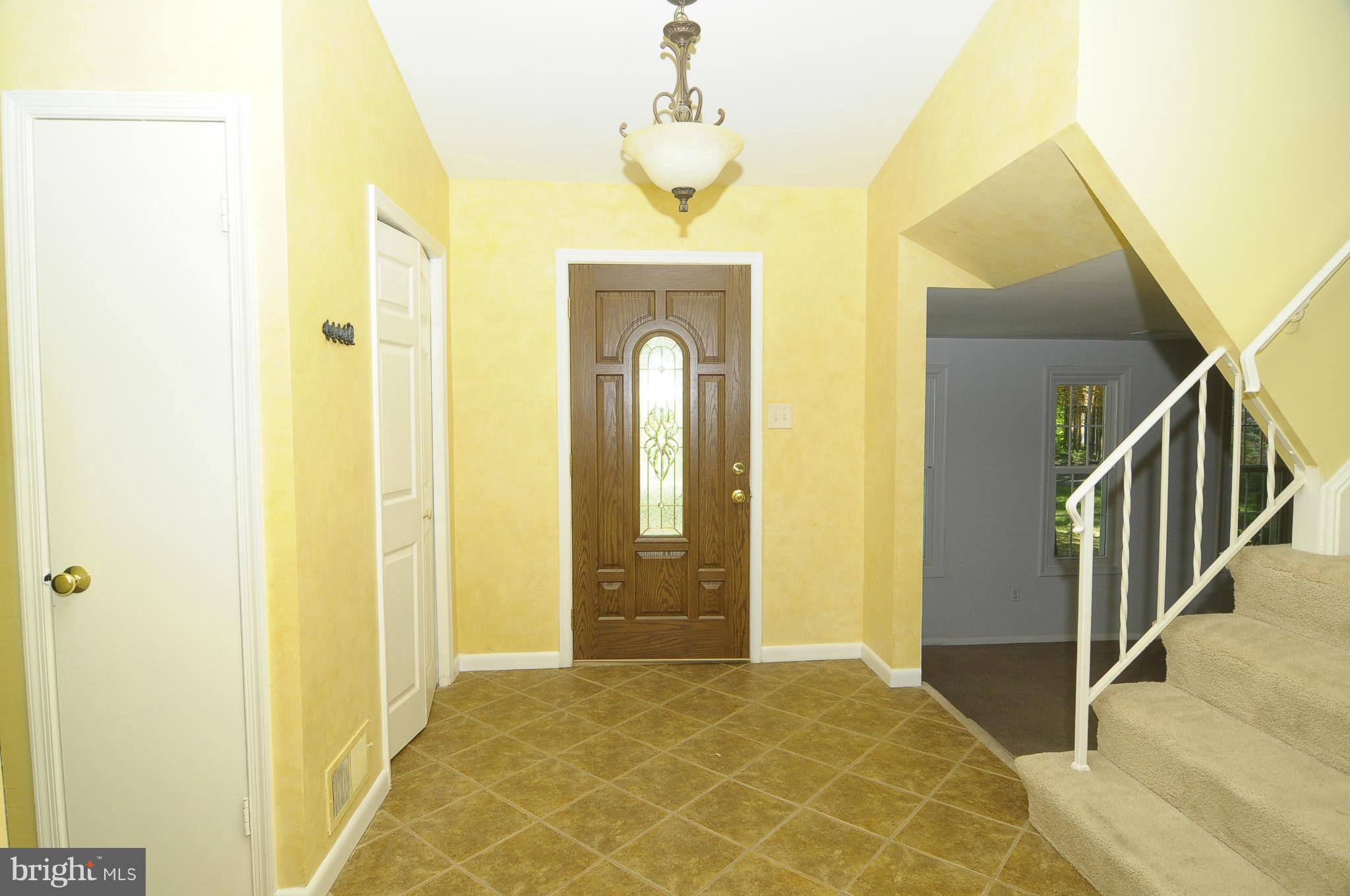 14321 Piccadilly Road Silver Spring, MD 20906 - Photo 3 of 30 Interior (General)