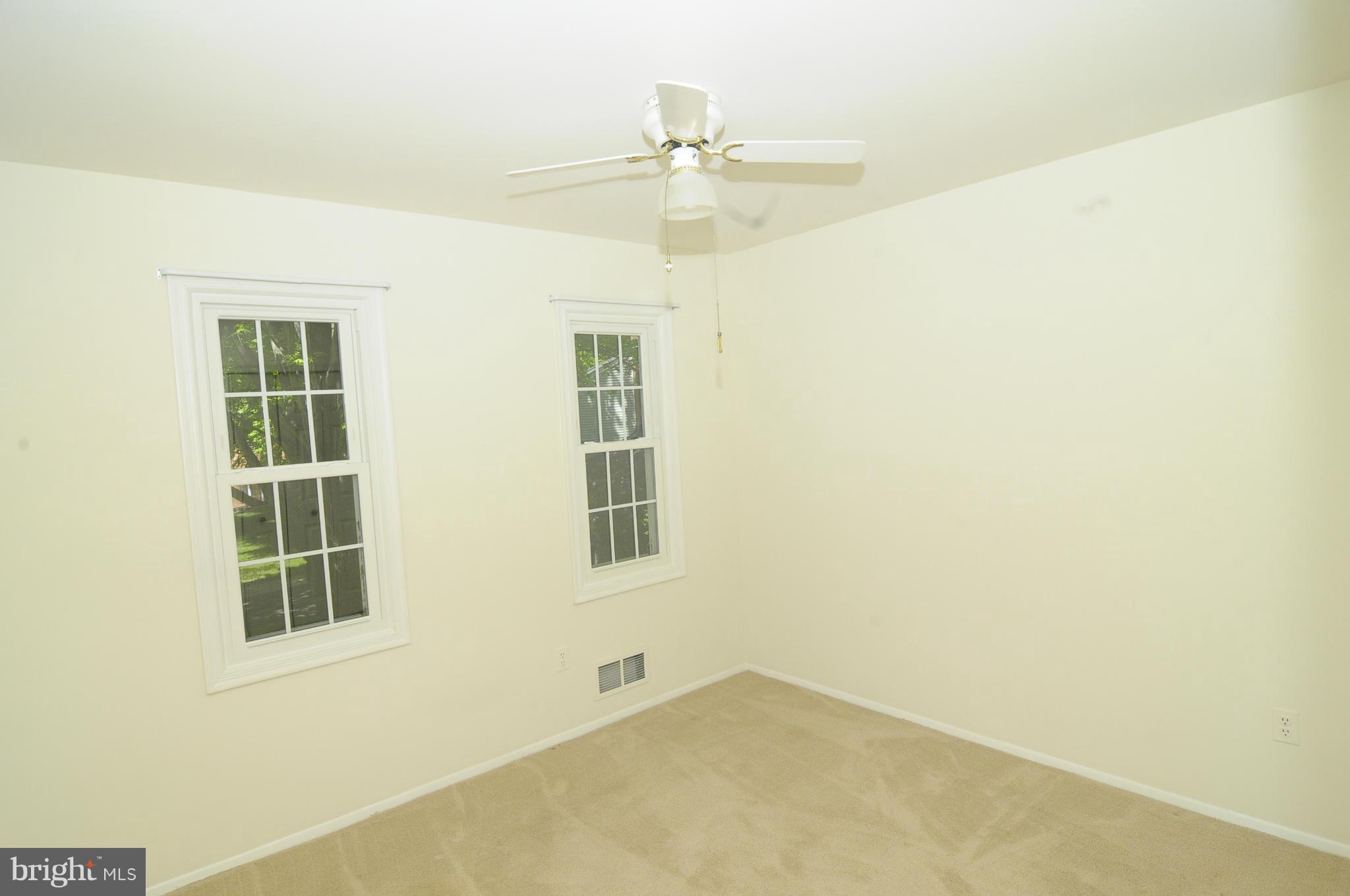 14321 Piccadilly Road Silver Spring, MD 20906 - Photo 23 of 30 Bedroom