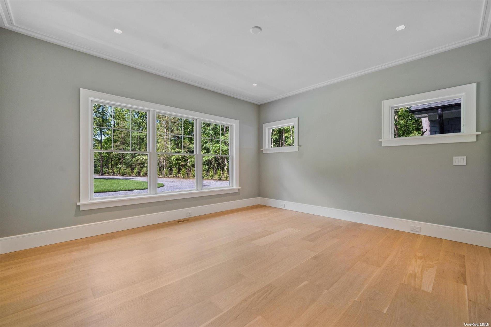 293 Beaver Dam Road Brookhaven, NY 11719 - Photo 11 of 33 1st Floor Primary or Office/Study/Den