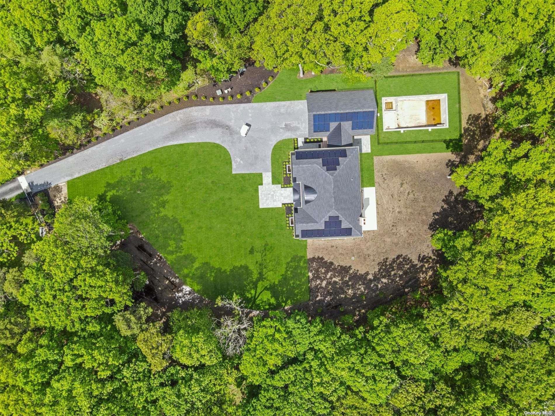 293 Beaver Dam Road Brookhaven, NY 11719 - Photo 29 of 33