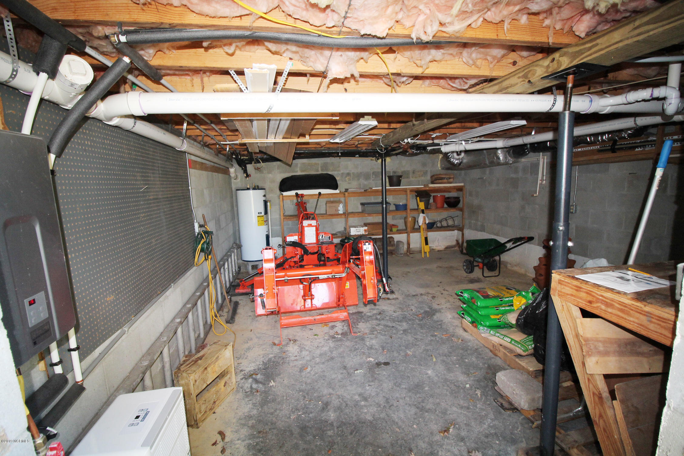 110 South Reed Drive Washington, NC 27889 - Photo 36 of 43 13 utility room
