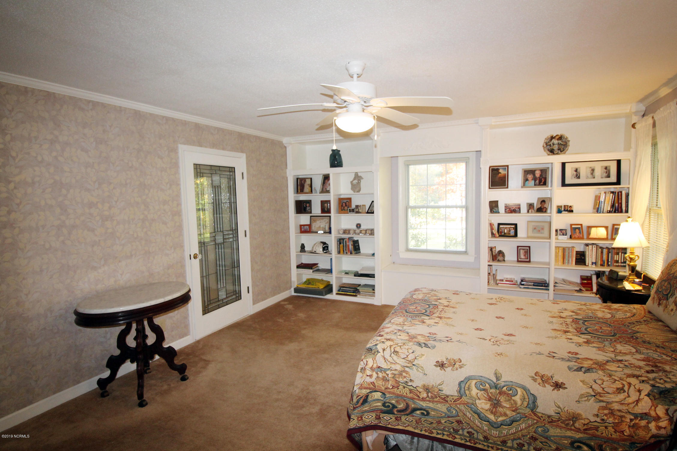 110 South Reed Drive Washington, NC 27889 - Photo 6 of 43 5 master BR built-ins