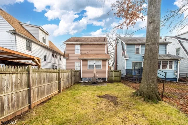 $474,999 | 47 Ampere Parkway, East Orange, NJ 07017