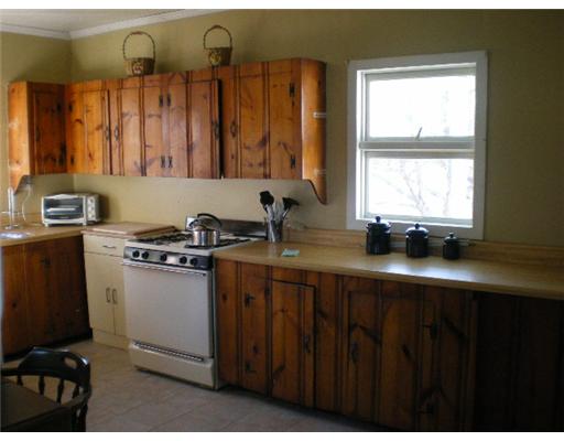 89 Station Street Coventry, RI 02816 - Photo 4 of 12 Kitchen.