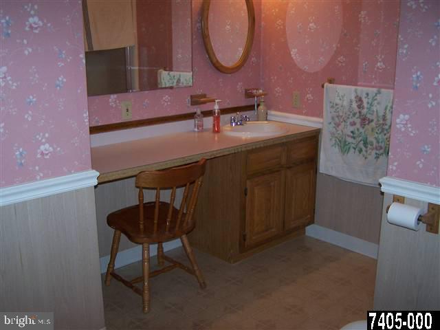 3433 Fox Ridge Court Dover, PA 17315 - Photo 7 of 17 Gallery Image 7