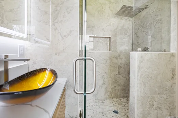 $3,500 | 351 Northridge Drive, San Antonio, TX 78209