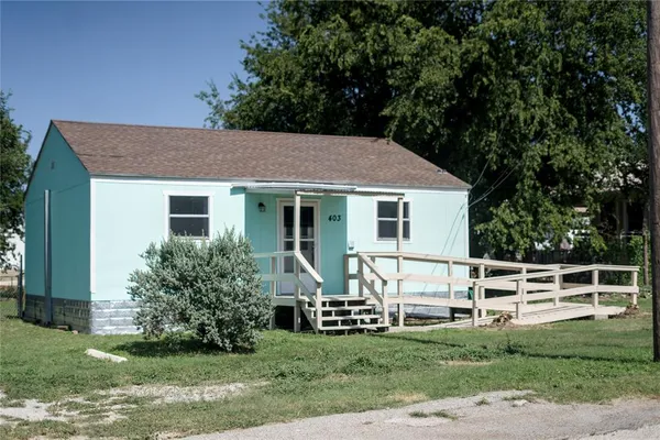 $99,000 | 403 South Live Oak Street, San Saba, TX 76877