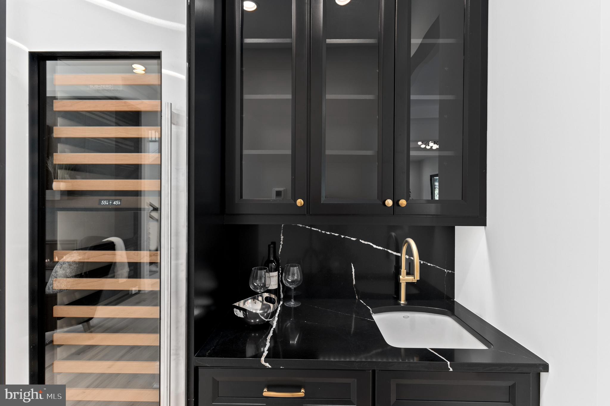 5820 Lenox Road Bethesda, MD 20817 - Photo 11 of 52