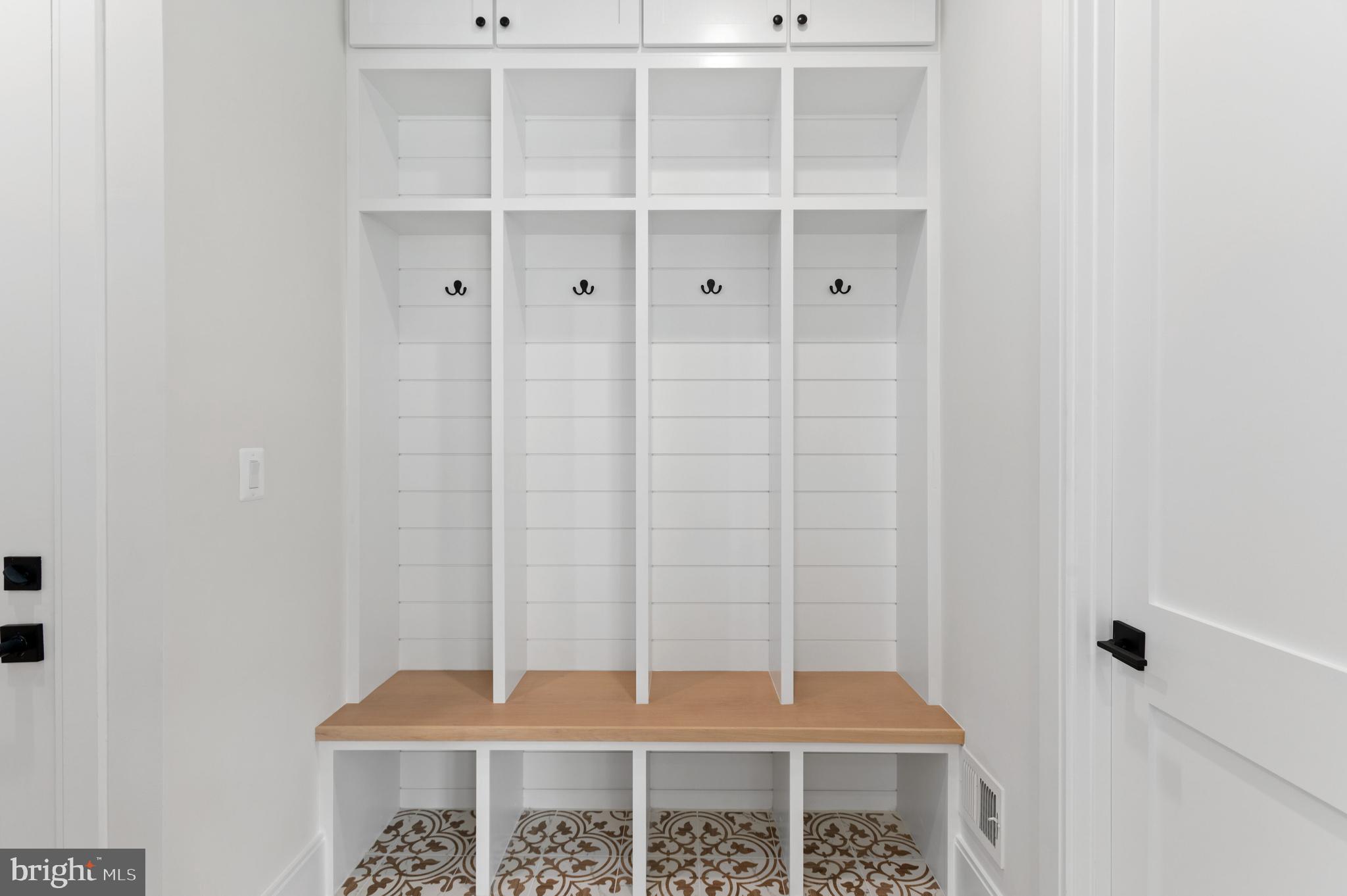 5820 Lenox Road Bethesda, MD 20817 - Photo 17 of 52