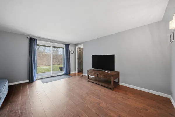 $400,000 | 4 Mill Falls Road, Unit 4, Pembroke, NH 03275