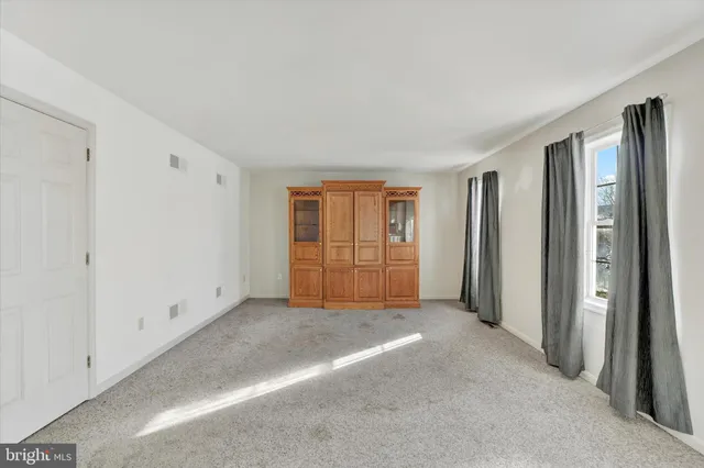 $299,900 | 155 Abbey Drive, Mount Wolf, PA 17347