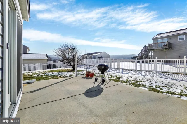 $299,900 | 155 Abbey Drive, Mount Wolf, PA 17347