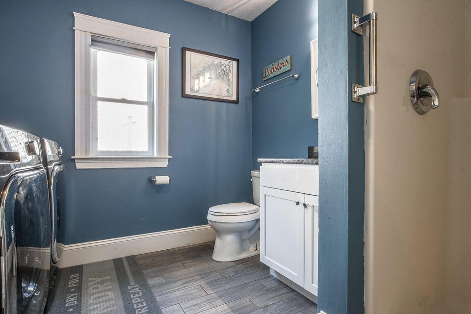 107 Holmes Road Scarborough, ME 04074 - Photo 15 of 30 Bathroom