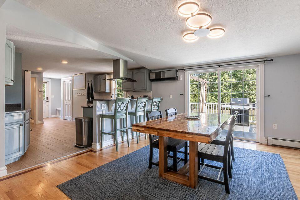 107 Holmes Road Scarborough, ME 04074 - Photo 4 of 30 Dining Area