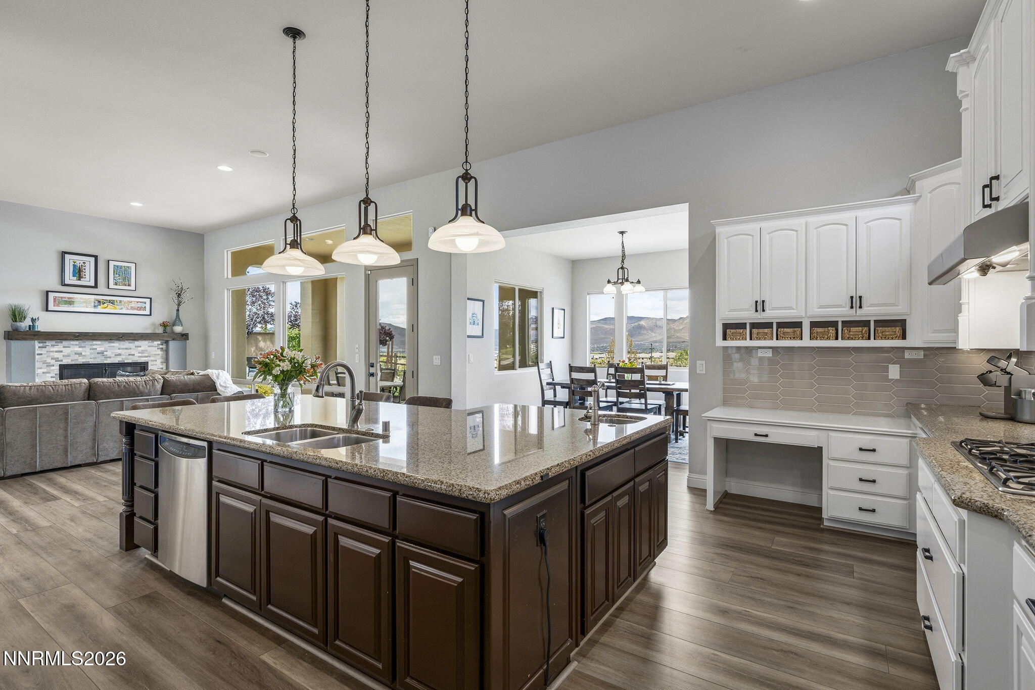 13340 Damonte View Lane Reno, NV 89511 - Photo 14 of 44 a kitchen with lots of counter top space and appliances
