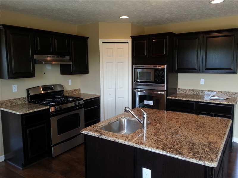220 Foxwood Road Coraopolis, PA 15108 - Photo 3 of 8 Kitchen.
