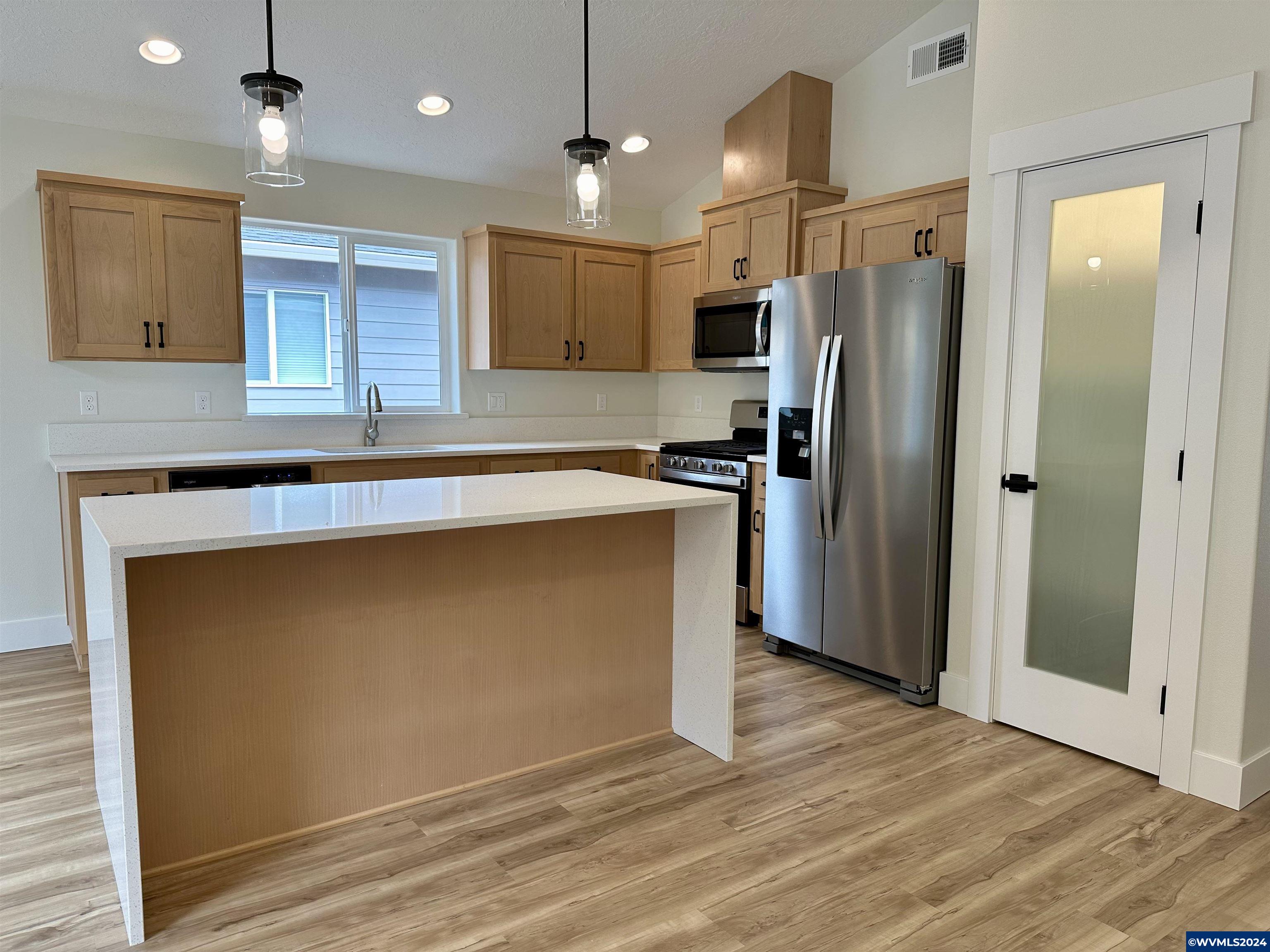 5699 Jeremy Vly Road Southeast Salem, OR 97306 - Photo 5 of 27 Gallery Image 5