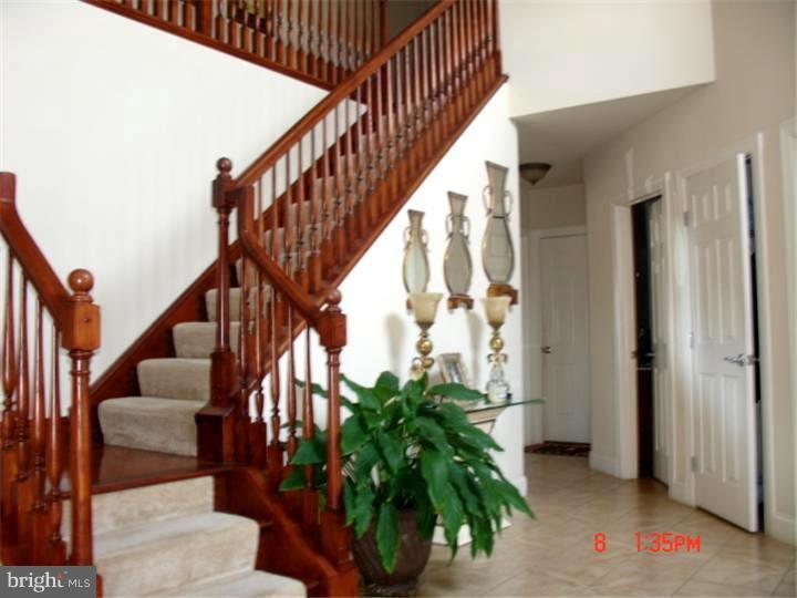 78 Virginia Avenue Sinking Spring, PA 19608 - Photo 8 of 21 Foyer