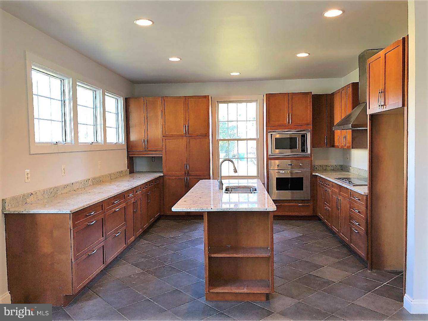 233 Rainey Road Woolwich Township, NJ 08085 - Photo 15 of 25