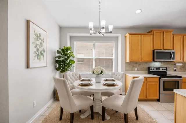 $389,000 | 8806 Sandy Plains Drive, Riverview, FL 33578