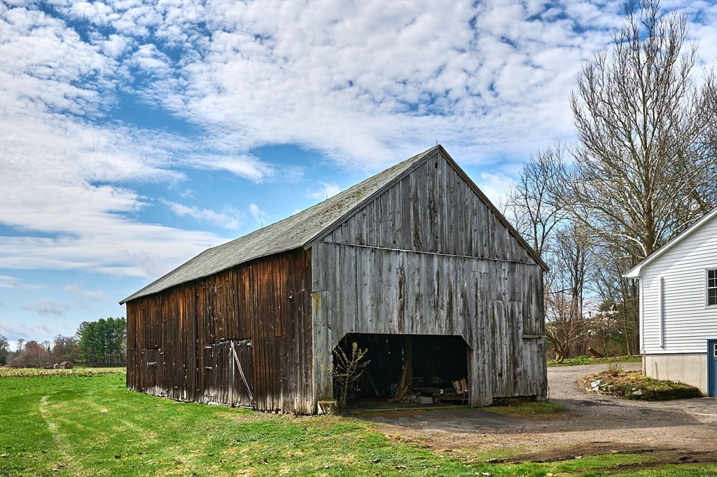 23 South Mill River Road Deerfield, MA 01373 - Photo 33 of 38