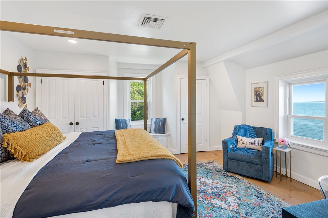 376 East Shore Road Jamestown, RI 02835 - Photo 26 of 37