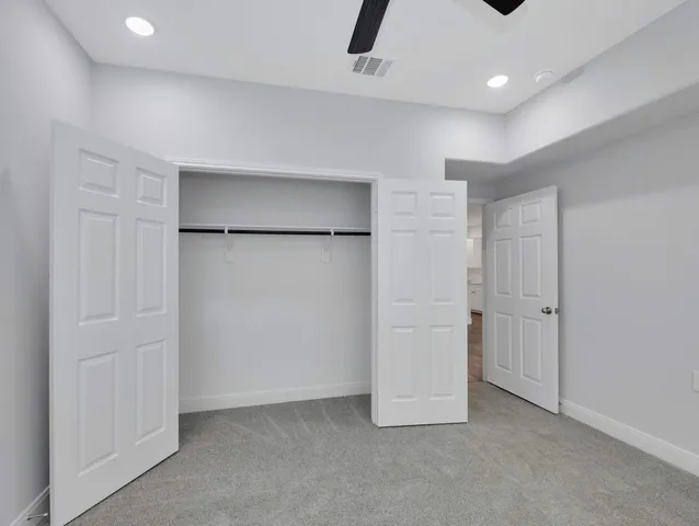 $1,395 | 430 Schmidt Road, Unit B4, Sealy, TX 77474