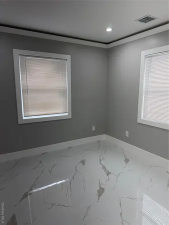 $5,500 | 51 Osprey Place, Massapequa, NY 11758