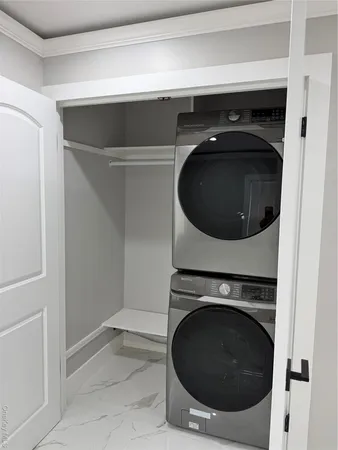 $5,500 | 51 Osprey Place, Massapequa, NY 11758