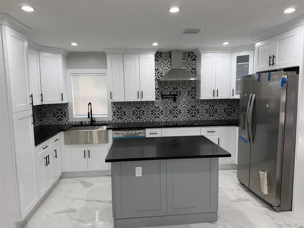 $5,500 | 51 Osprey Place, Massapequa, NY 11758