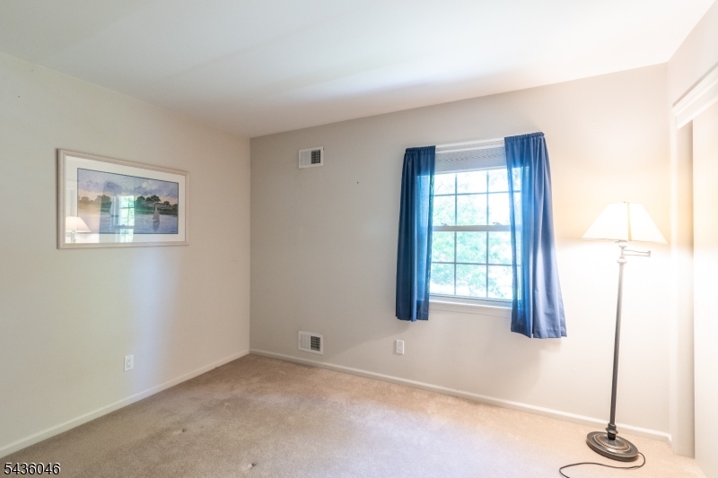 280 Farmer Road Bridgewater, NJ 08807 - Photo 16 of 27