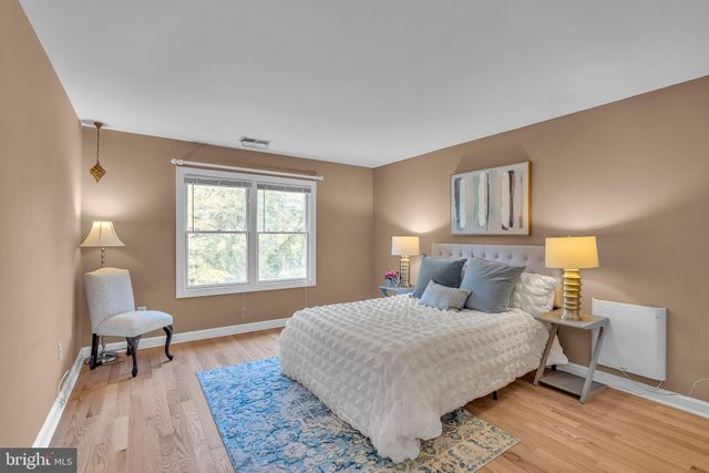 $1,100,000 | 13416 Bonnie Dale Drive, North Potomac, MD 20878