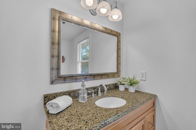 $1,100,000 | 13416 Bonnie Dale Drive, North Potomac, MD 20878