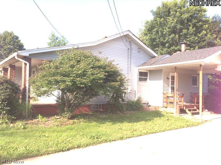 5152 South Hametown Road Barberton, OH 44203 - Photo 3 of 19