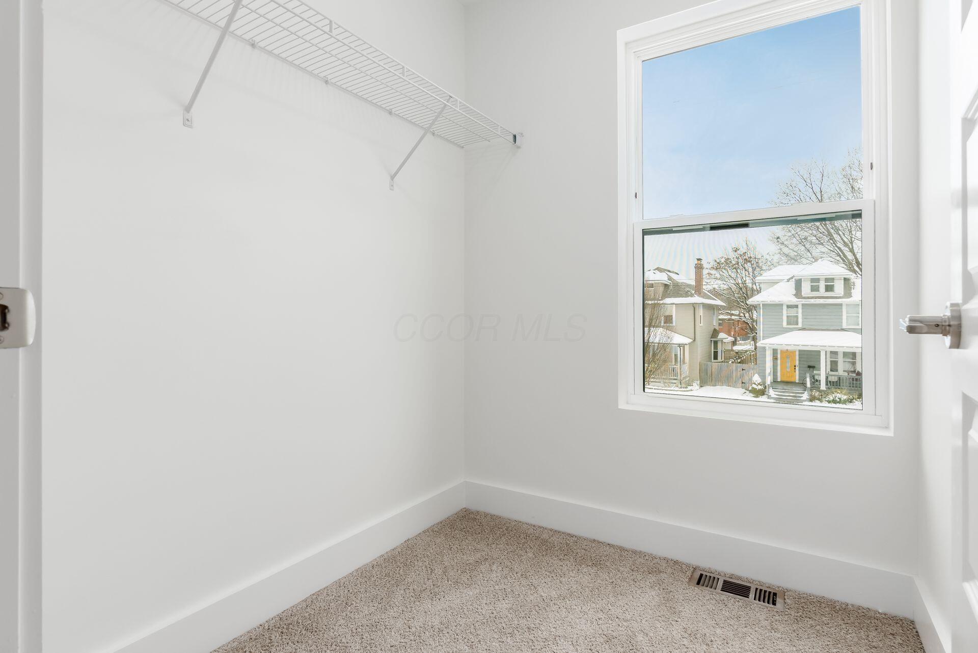 547 Berkeley Road Columbus, OH 43205 - Photo 27 of 41 027_ Rd Columbus OH 43205 USA