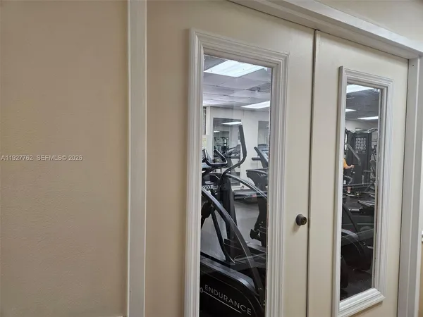 $2,150 | 9450 Poinciana Place, Unit 103, Davie, FL 33324