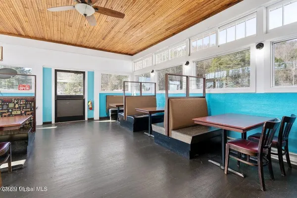 $424,900 | 13 Park Avenue, Hadley, NY 12835