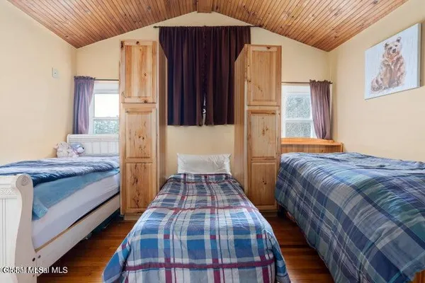 $424,900 | 13 Park Avenue, Hadley, NY 12835