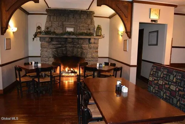 $424,900 | 13 Park Avenue, Hadley, NY 12835