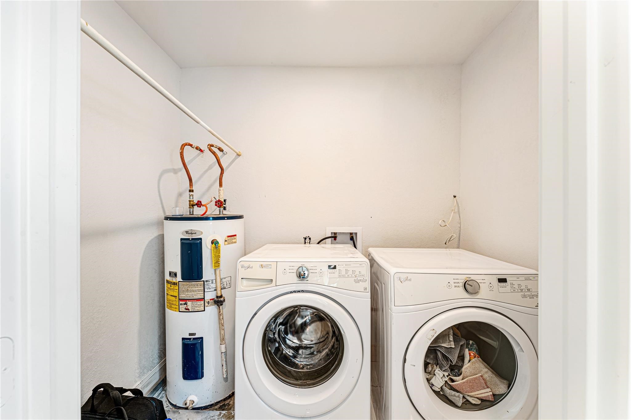 6063 Fm 1094 Sealy, TX 77474 - Photo 37 of 47 a utility room with dryer and washer